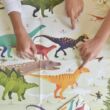 Kreatív, fejlesztő óriásplakát, 32 matricával - Dinoszaurusz - Poppik